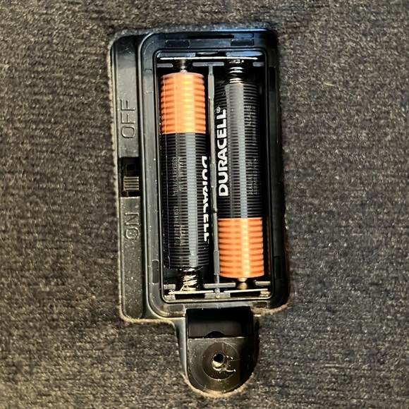 Mickey Mouse Cap Head with Big Ears lights on with batteries (AAA) display use! - Picture 8 of 9